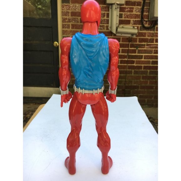 Marvel Spiderman Titan Hero Series Scarlet Spider Figure, 12" Tall From 2016 - Picture 3 of 6